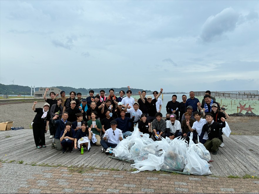 鰺ヶ沢海水浴場・新設海浜公園にてビーチクリーン活動を実施しました